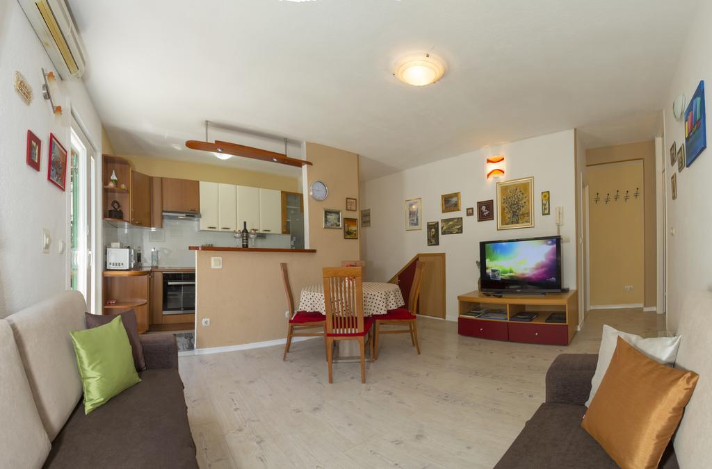 City Center Apartment Kadena Split Extérieur photo
