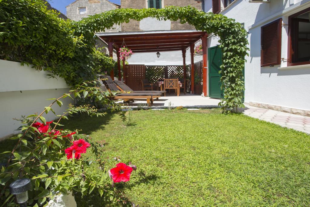 City Center Apartment Kadena Split Extérieur photo