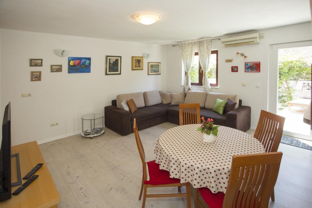 City Center Apartment Kadena Split Extérieur photo