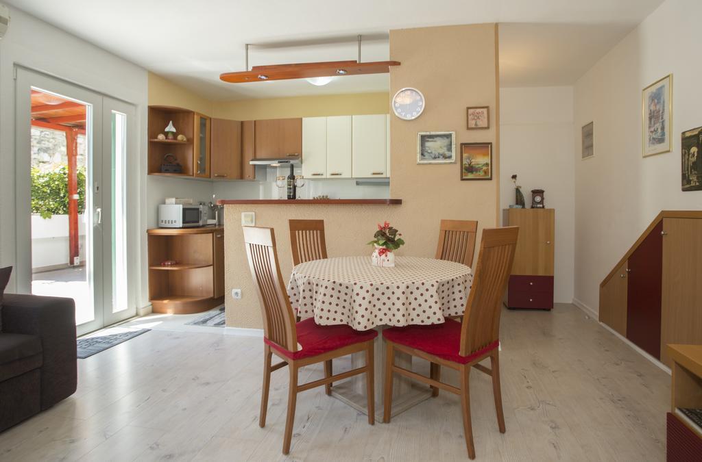 City Center Apartment Kadena Split Extérieur photo